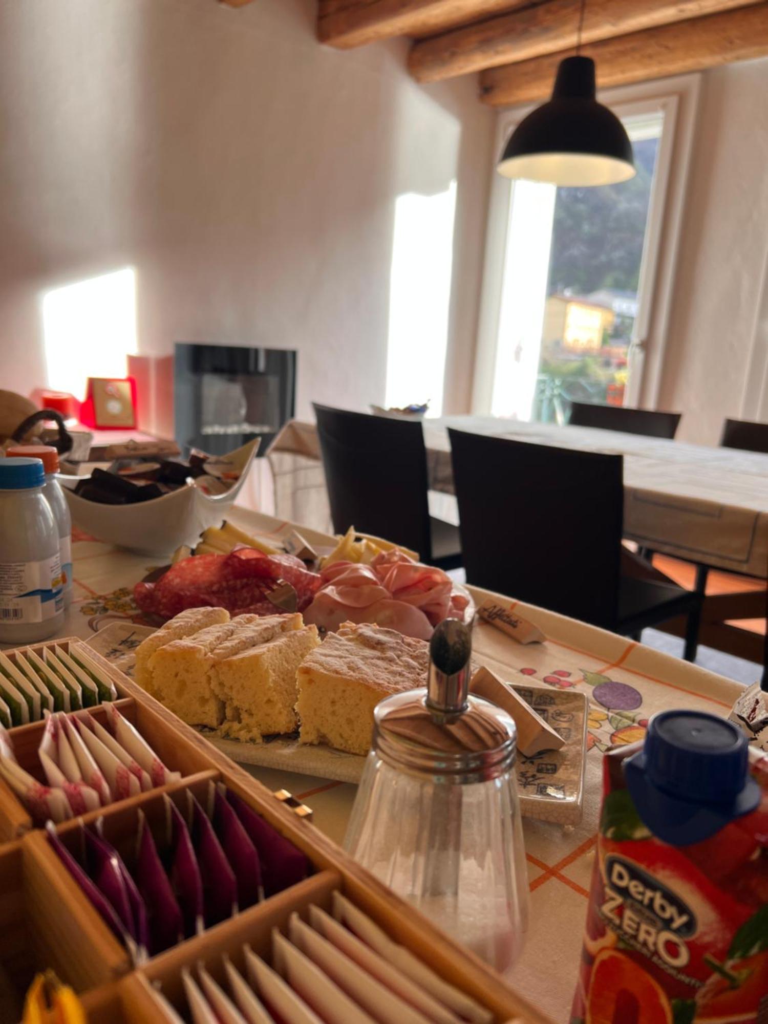 Borgo Lungofiume B&B Valbrenta ภายนอก รูปภาพ